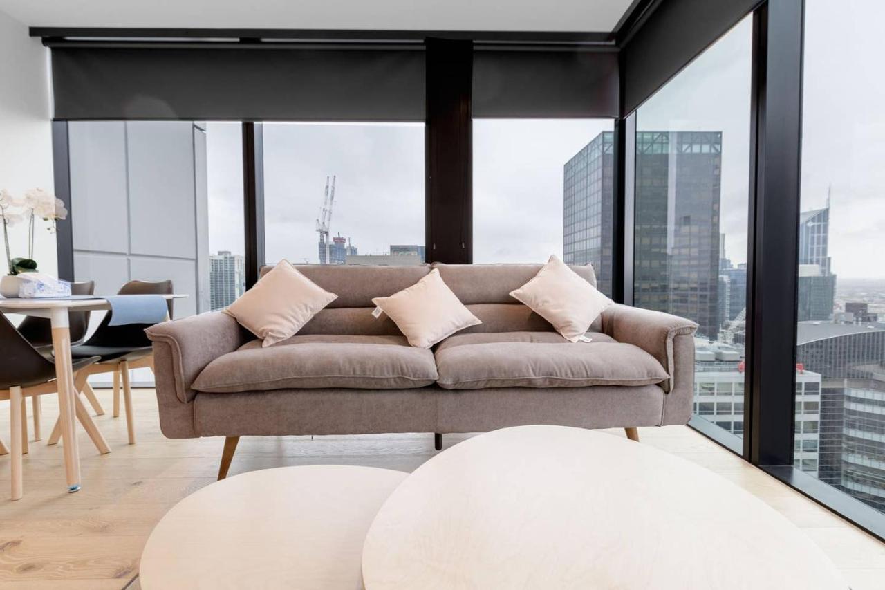 Apartment Luxury 2bed2bath In The Heart Of Mel@collins