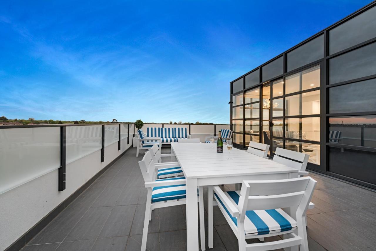 The Hamptons - St Kilda