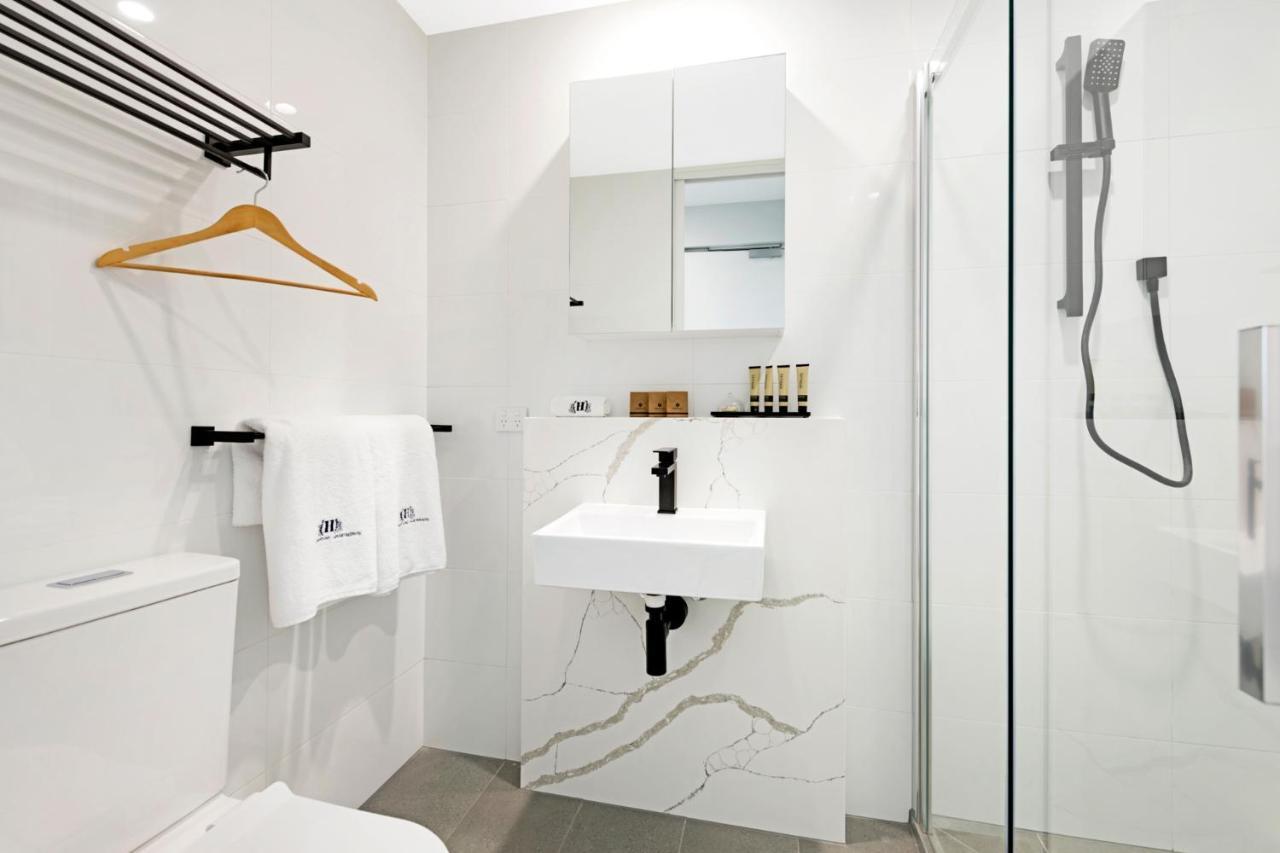 The Hamptons - St Kilda 3* Melbourne