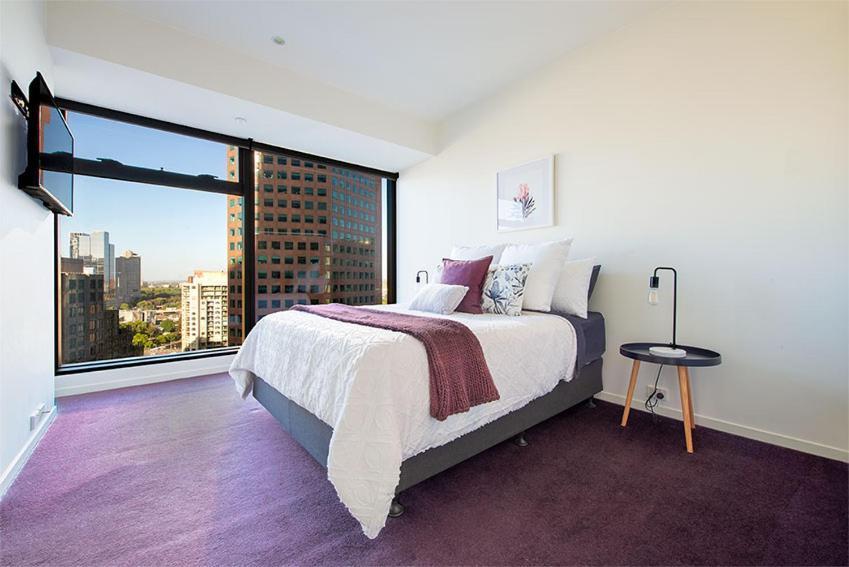 Apartment Eureka Tower Level 24 *