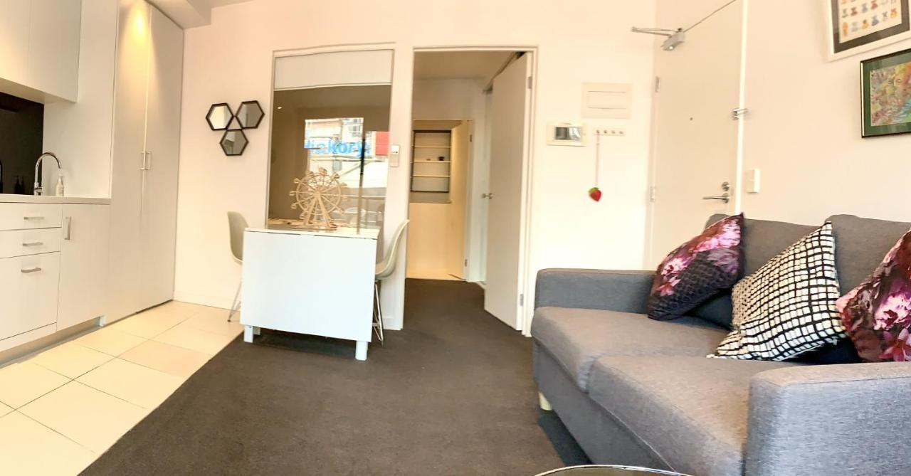 Apartment Readyset On Little Collins Melbourne