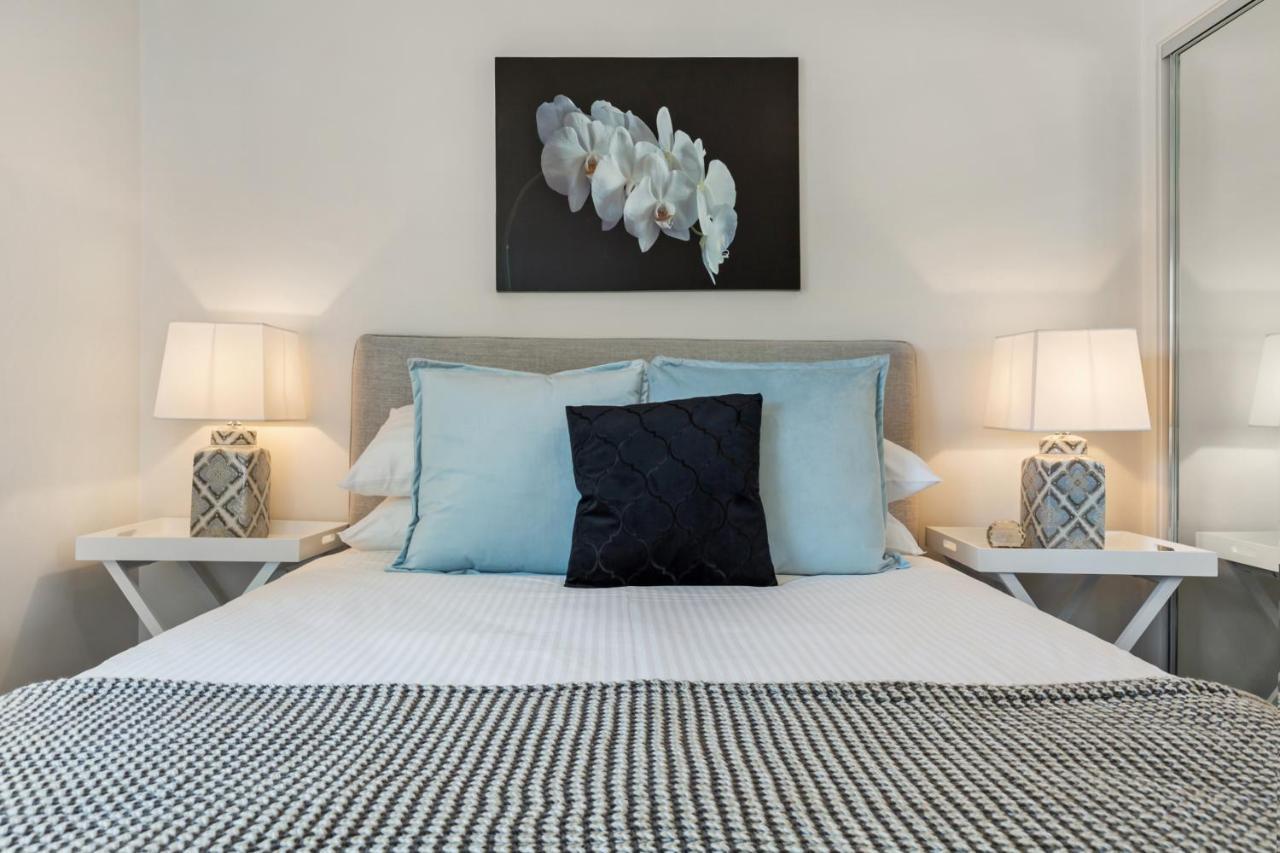 Chic 2-bed Oasis In South Melbourne's Heart Melbourne