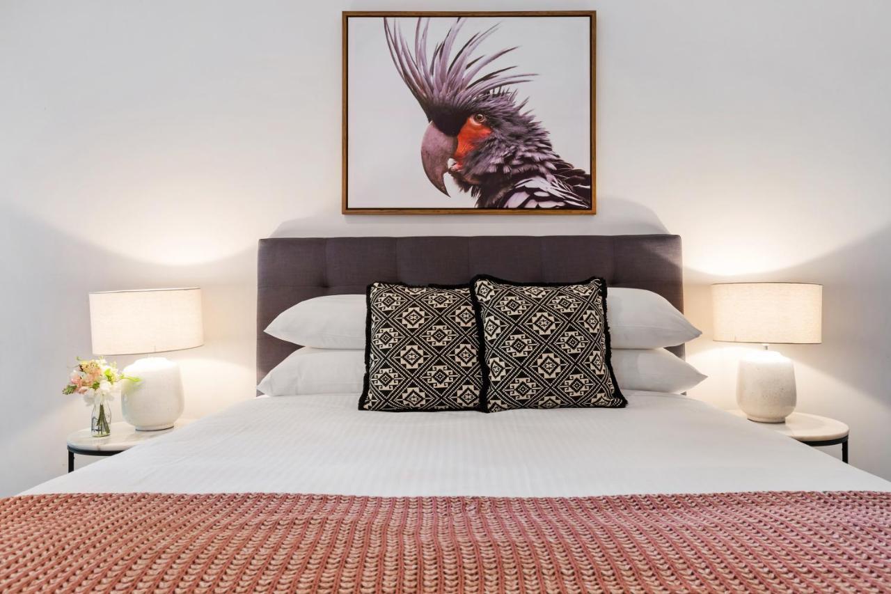 Chic 2-bed Oasis In South Melbourne's Heart * Melbourne