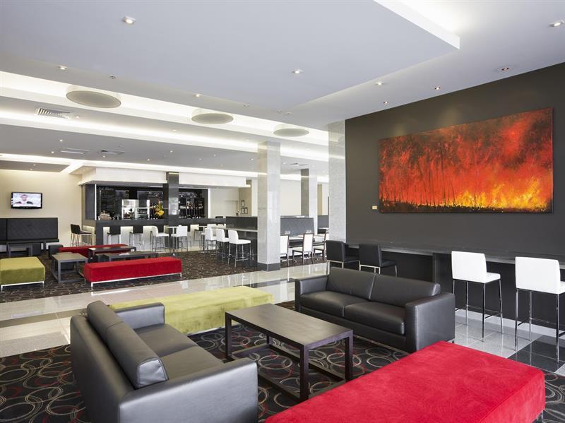 Mantra Airport 4*