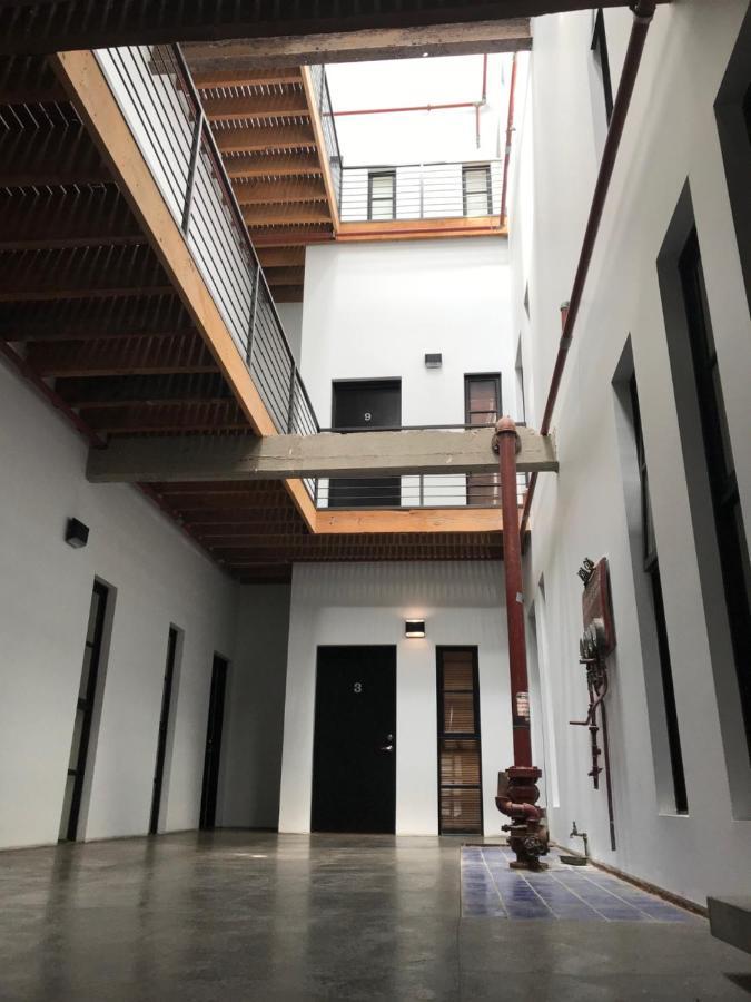 Staycentral - Fitzroy Converted Warehouse Penthouse