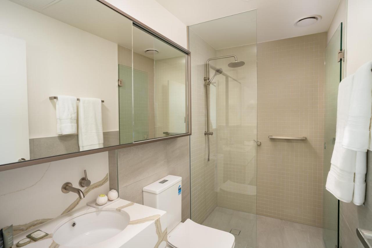 Ifsuites Village Hotel