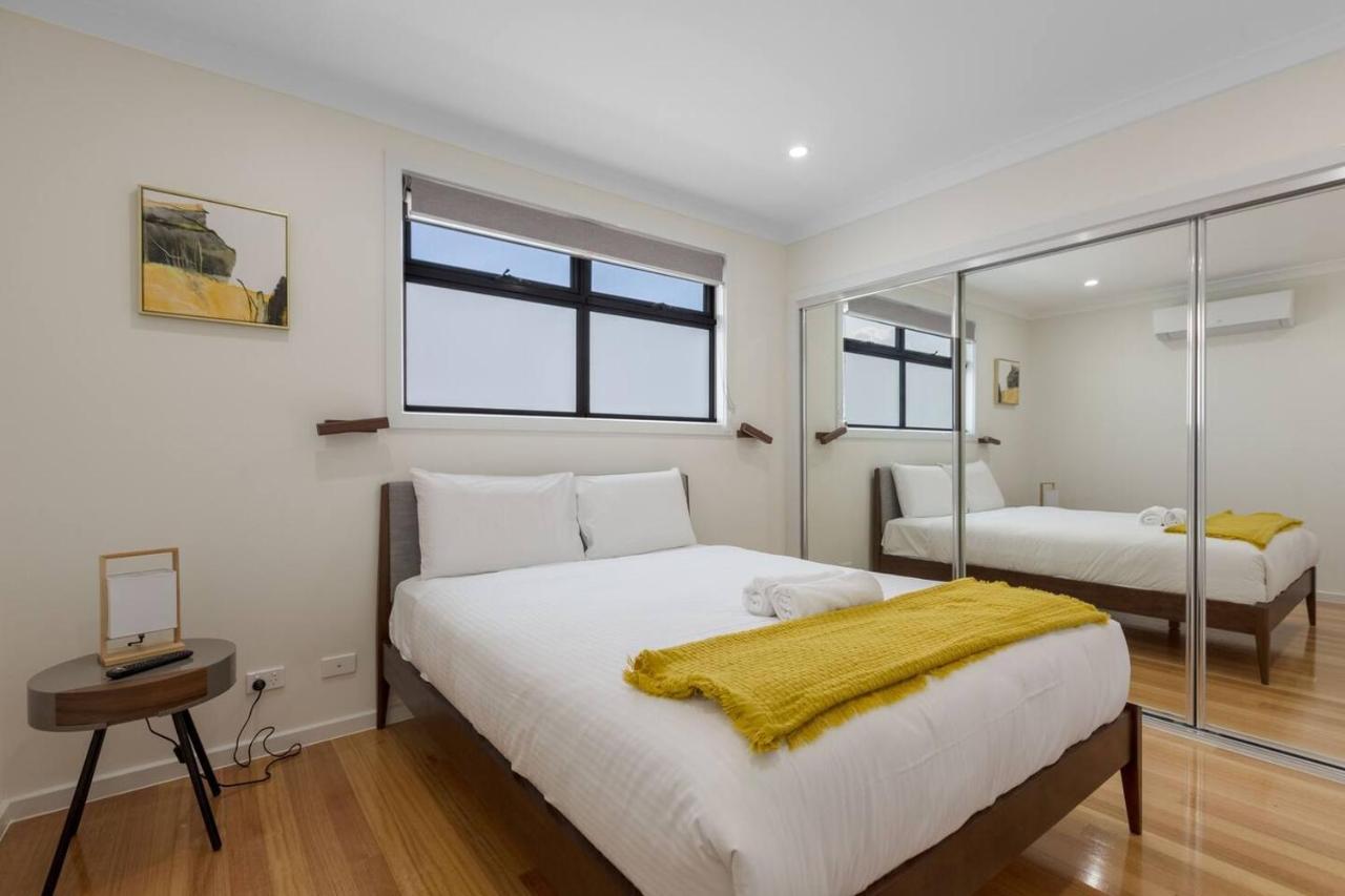 Impressive & Spacious New Townhouse@preston Melbourne