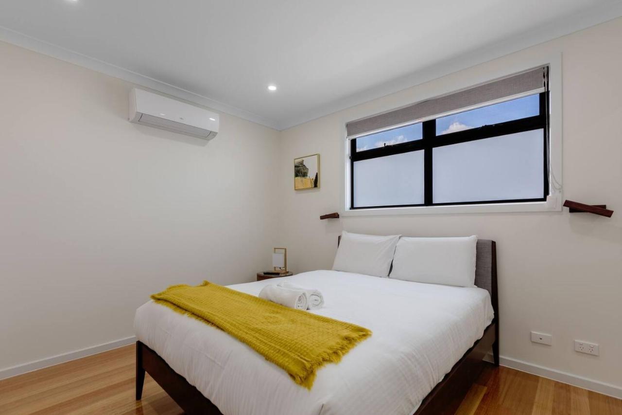 Impressive & Spacious New Townhouse@preston * Melbourne