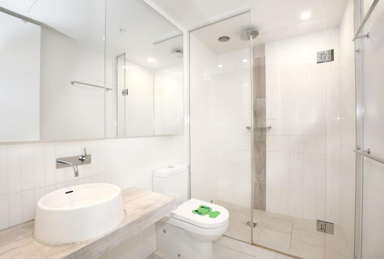 Apartment Readyset On Fulton Lane *