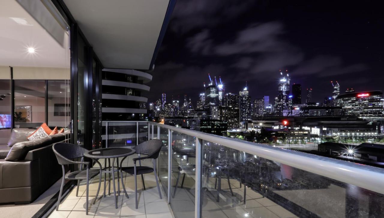 Akom At Docklands Aparthotel Melbourne