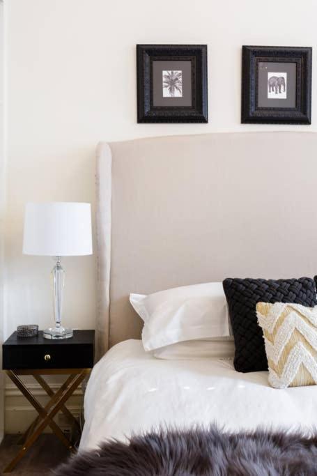 94 Highett - 5 Bedroom, 3 Car Parks - Luxury House Holiday home Melbourne