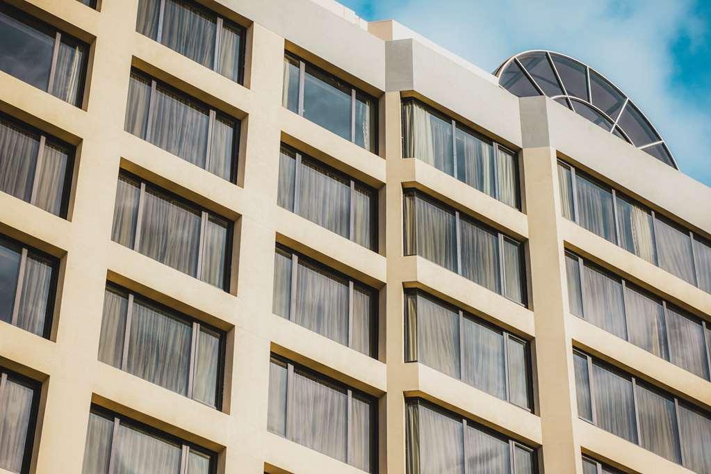 View 4* Melbourne