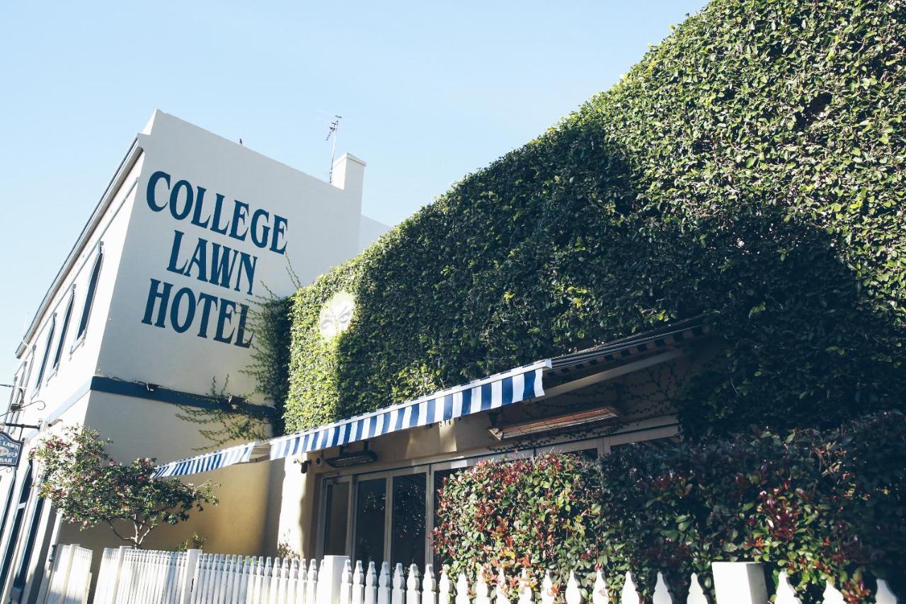 College Lawn