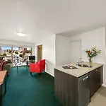 Melbourne Carlton Central Apartment Hotel Official
