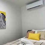 10A Brunswick Living Studio Close To Apt And Cbd Free Wifi Tram At Doorstep