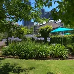 Sutherland Place Apartments