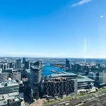 Cozy Melbourne In Premier Tower