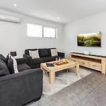 Fawkner Executive Suites & Serviced Apartments