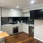 Relax And Unwind- Furnished 3 Bd Unit