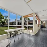 Newport Lodge