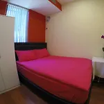 Lilihostel