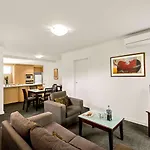 Comfort Apartments Royal Gardens