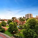 Comfort Apartments Royal Gardens