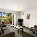 Comfort Apartments Royal Gardens