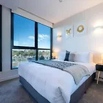 Mega Style Apartments Flinders St
