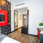 Essence Hotel Carlton