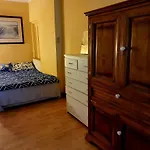 St Kilda East Backpackers\' Hostel