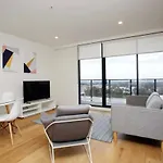 Bright Bundoora Apartments