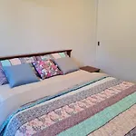 Two Bedroom Apartment In North Melbourne