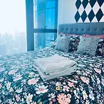 Stunning View 2Br Apt In Southbank Near Crown W Parking