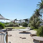 Albert Park - Beachfront Bliss