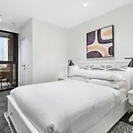 Slate Skies At Palladium - Urban Lifestyle With Pool