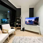 Luxury Apartment W/ Facilities, Views & Parking