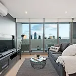 One Bedroom Apartment I Free Parking I Fabulous View