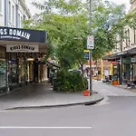 Prahran 3 Bed Escape - Close To Everything