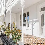 Residence - White House Fitzroy