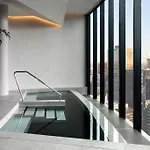 Luxury 3 Bed 2 Bath + Car Park At Melbourne Square