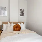 A Stylish & Central 2Br Apt Near Flinders Station