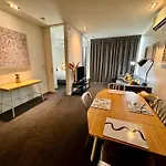 East Melb 2Bed Parking Pet Friendly