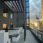 New Chic Stature Southbank 2 Bd