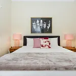 Boutique Stays - Carlton Terrace