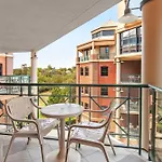 Amora Hotel Riverwalk Melbourne