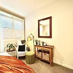 Plantation Boho - 2Br 2Bthrm Northcote Abode