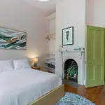 Colourful & Charming 2-Bed Fitzroy Heritage Home