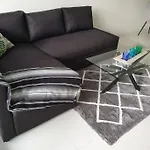 Luxurious Modern 2 Bedroom 2 Bathroom Apartment