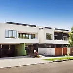 Luxurious Modern 2 Bedroom 2 Bathroom Apartment